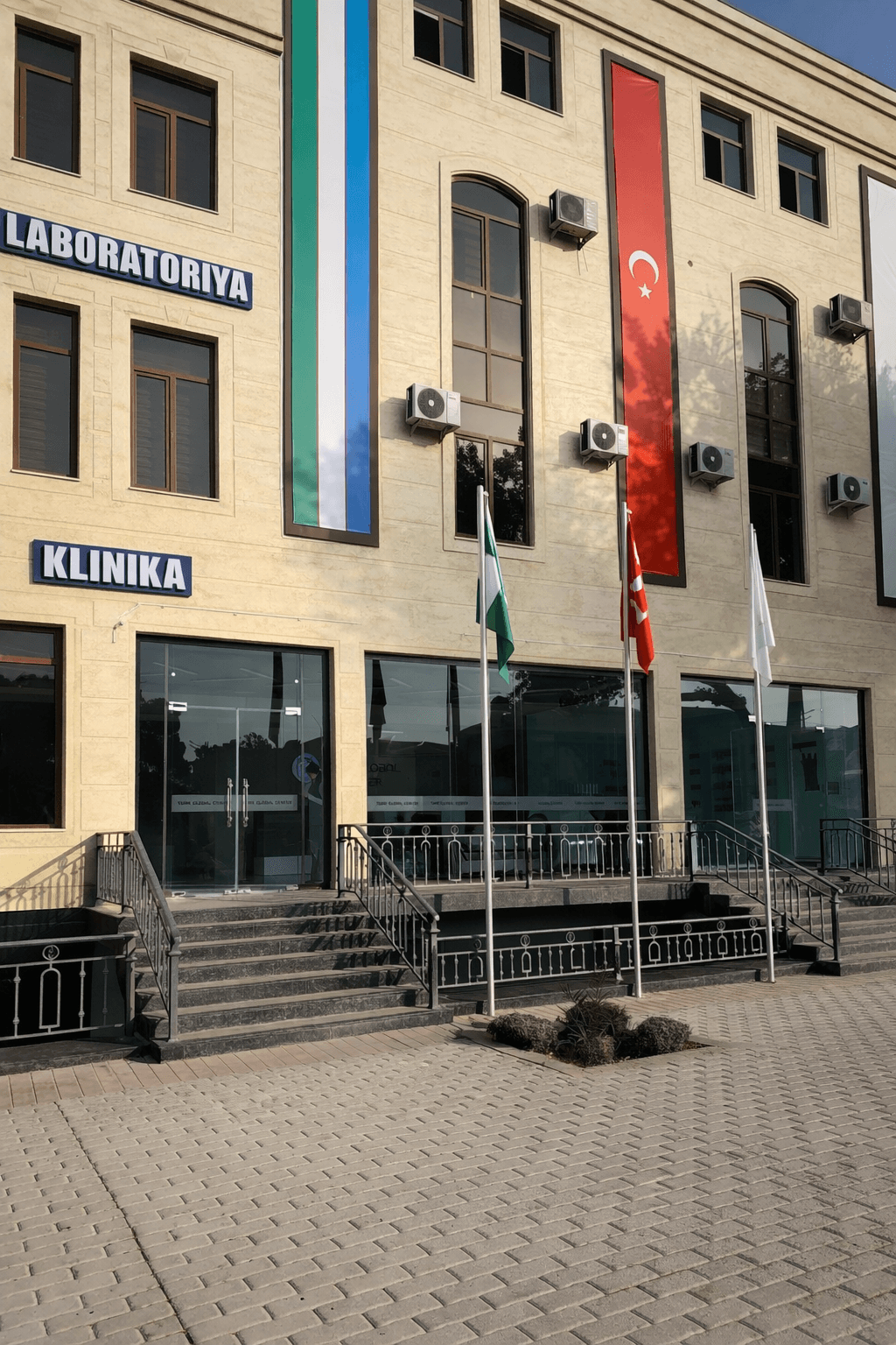 Laboratoriya tafsilotlari